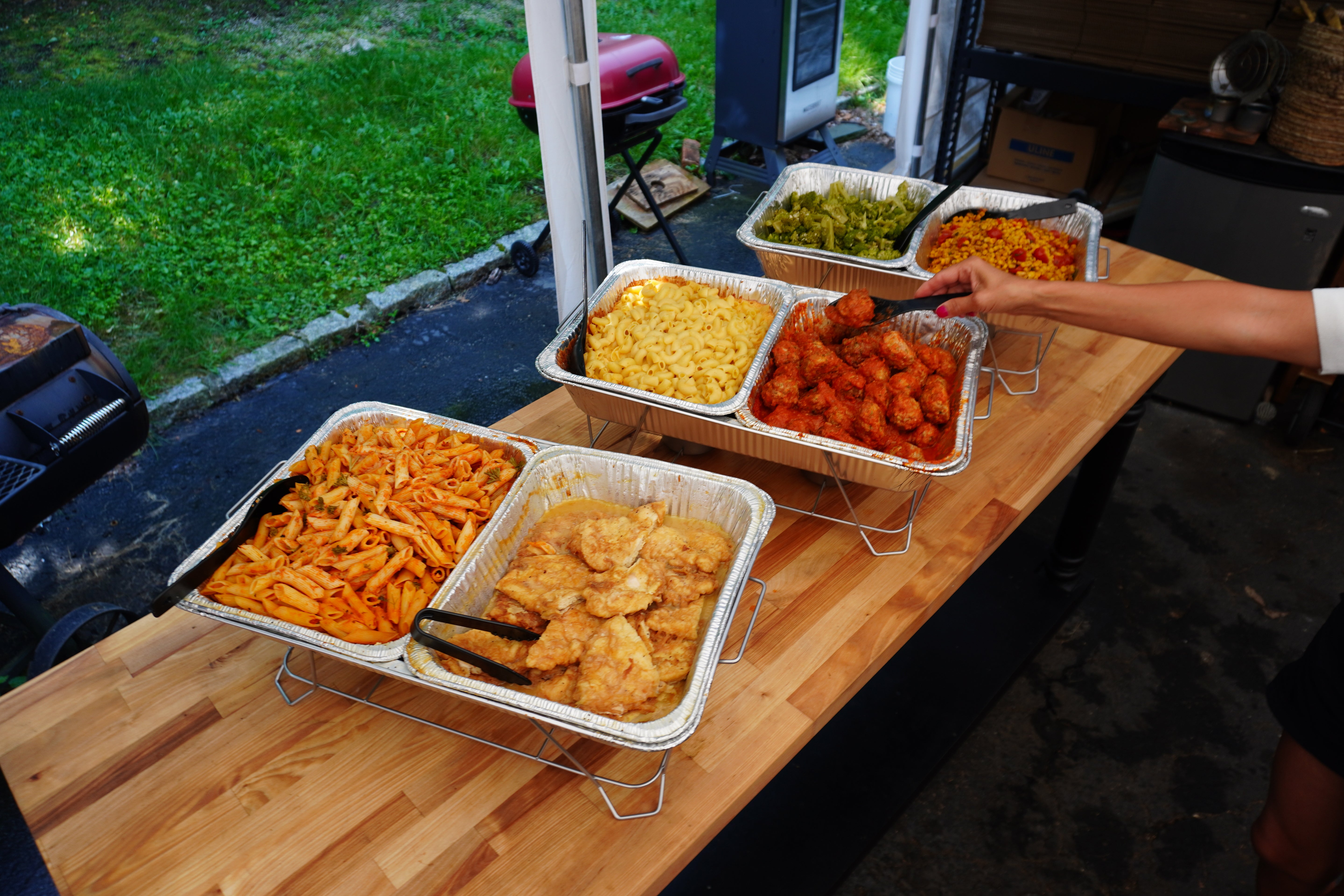Skorr Wire Buffet Stand